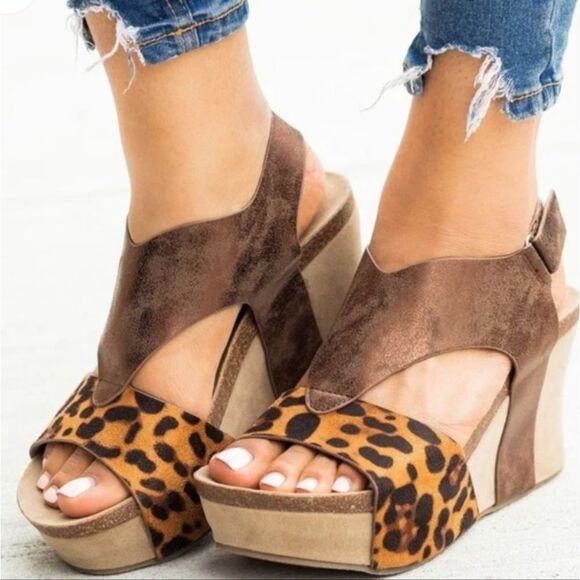 NWOT Nature Breeze Leopard Platform Wedges - Picture 2 of 9